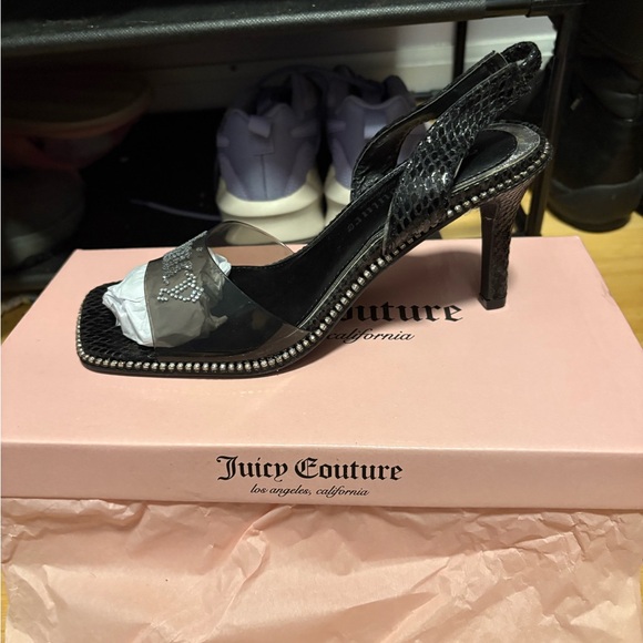 Juicy Couture Black Heels - Picture 4 of 6